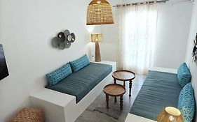 Narges Hotel